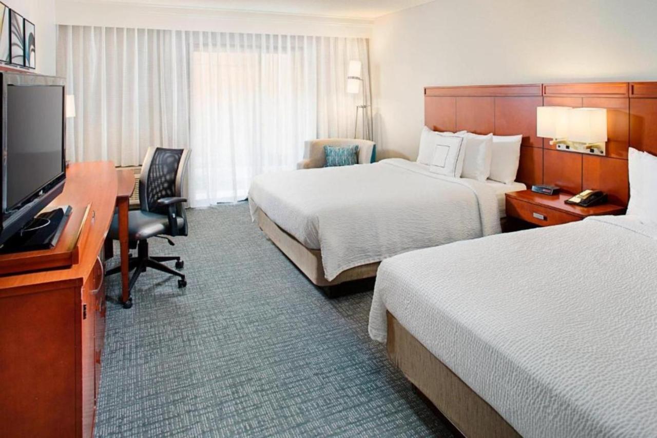 Courtyard By Marriott Tucson Williams Centre Hotell Exteriör bild