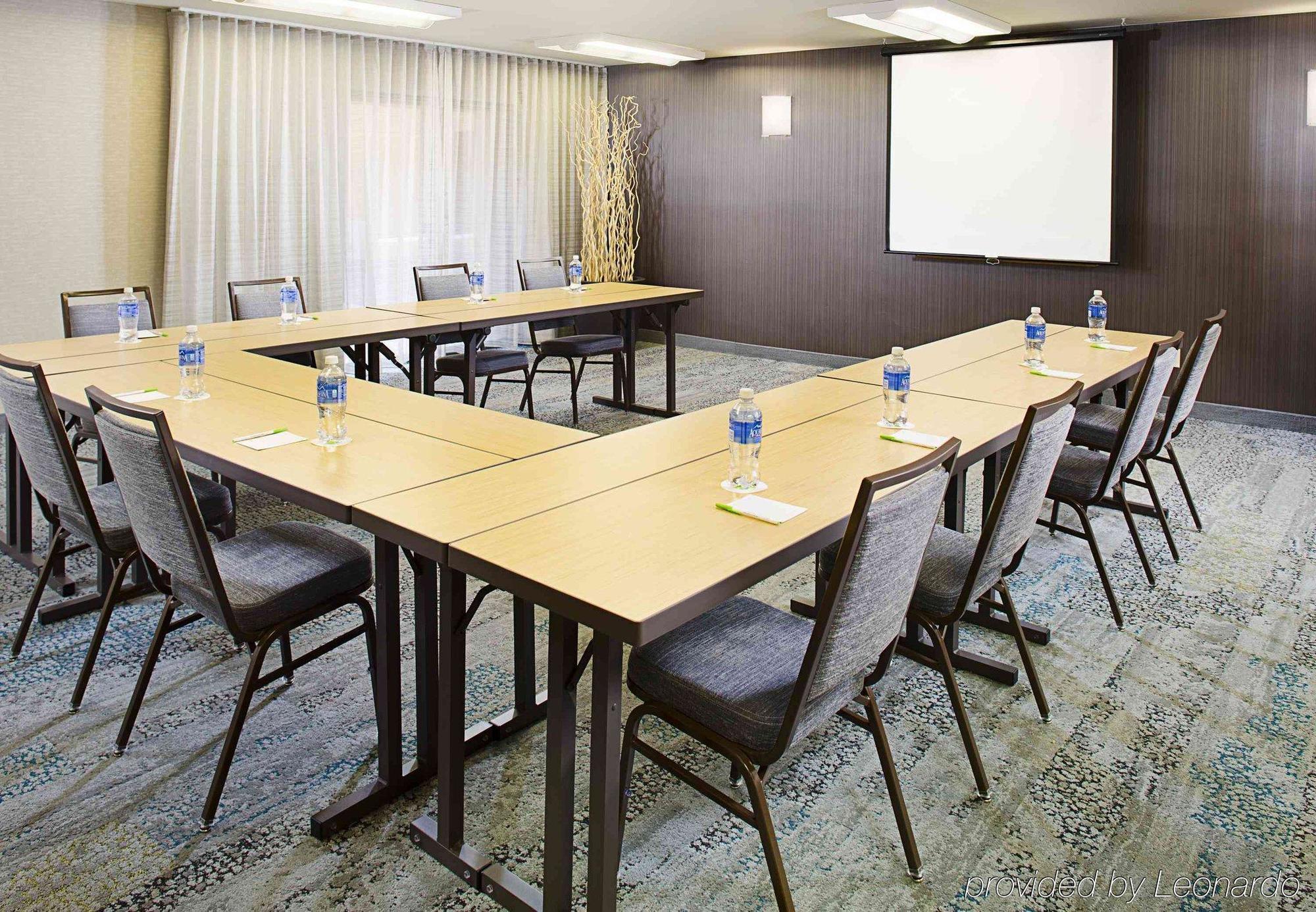 Courtyard By Marriott Tucson Williams Centre Hotell Exteriör bild